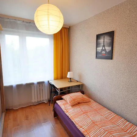Joapart - Cichy 3-pokojowy Apartament W Zielonej Okolicy Cracovia