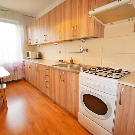 Joapart - Cichy 3-pokojowy Apartament W Zielonej Okolicy Apartment *
