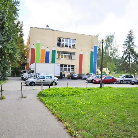 Joapart - Cichy 3-pokojowy Apartament W Zielonej Okolicy Apartment *